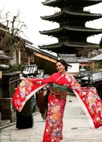 Polly Parsons wearing a traditional Japanese dress in Japan.